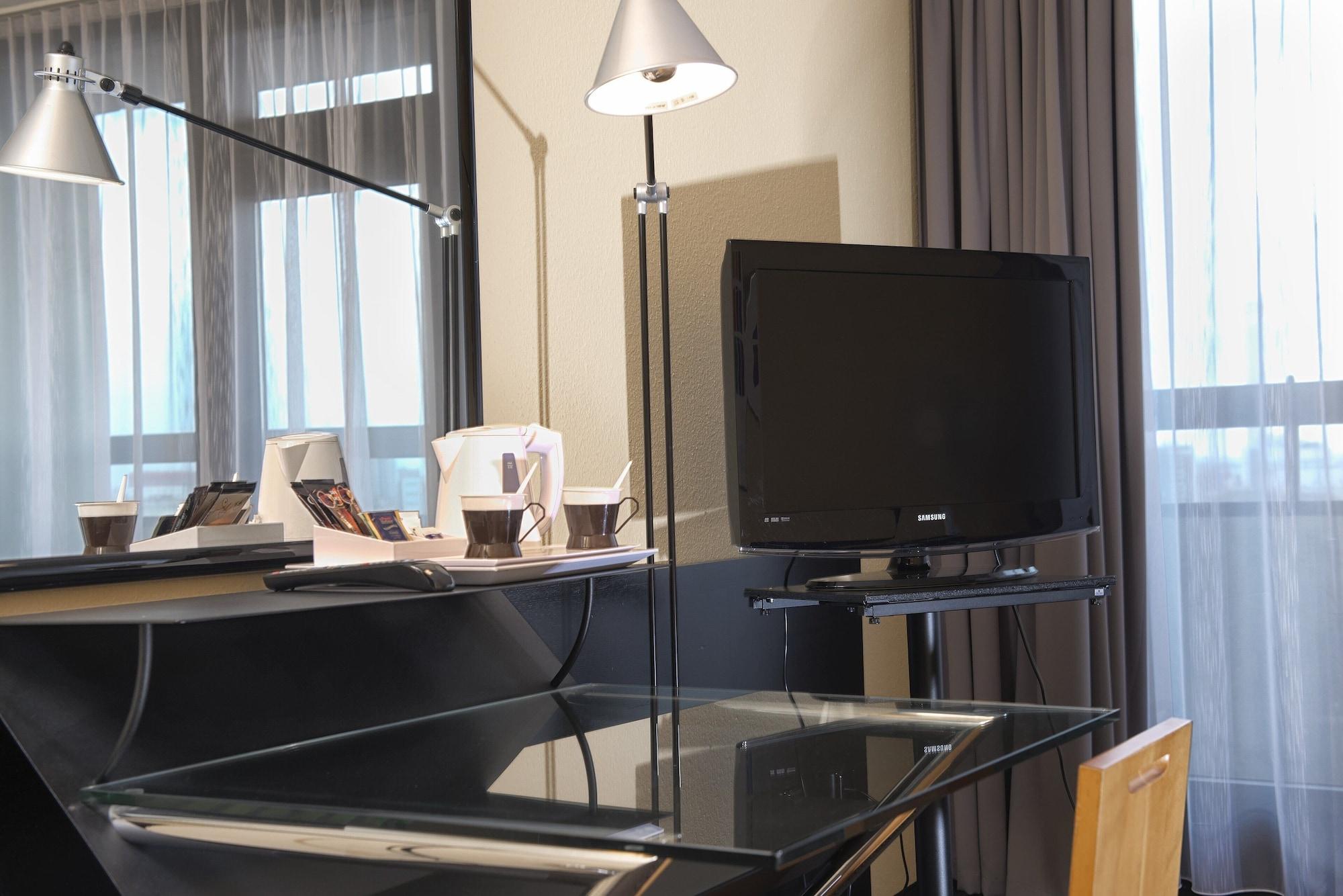 Excelsior Hotel